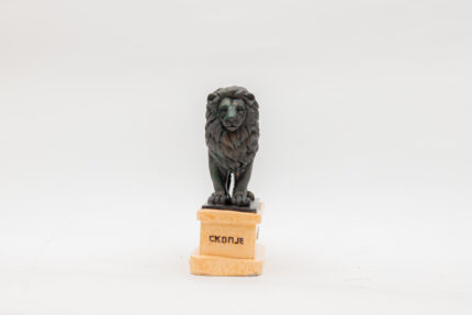 Скулптура „Македонски лав“